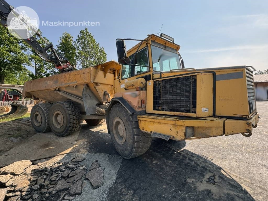 Volvo A 25 C - Artikulētias pašizgāzējs: foto 4 Volvo A 25 C - Artikulētias pašizgāzējs: foto 4