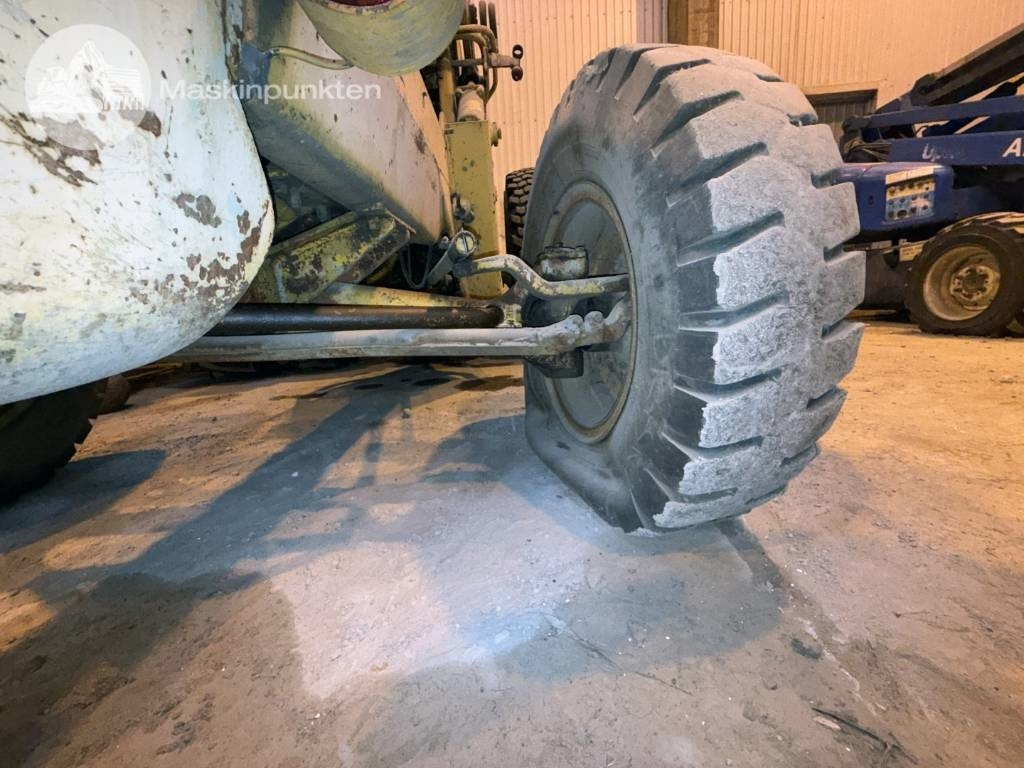 Riteņu iekrāvējs Volvo BM 2181 TD: foto 12