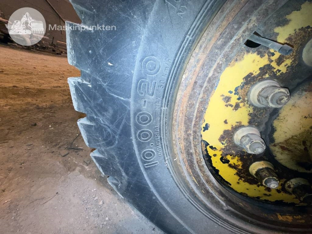 Riteņu iekrāvējs Volvo BM 2181 TD: foto 20