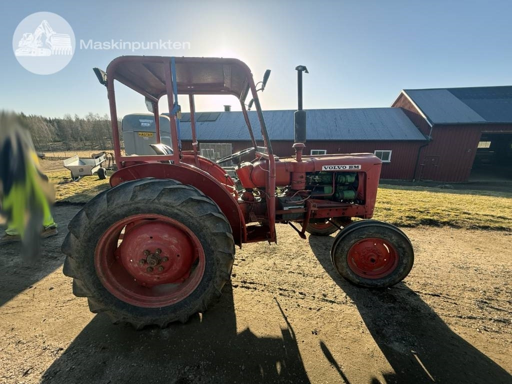 Volvo BM 320 - Traktors: foto 4 Volvo BM 320 - Traktors: foto 4