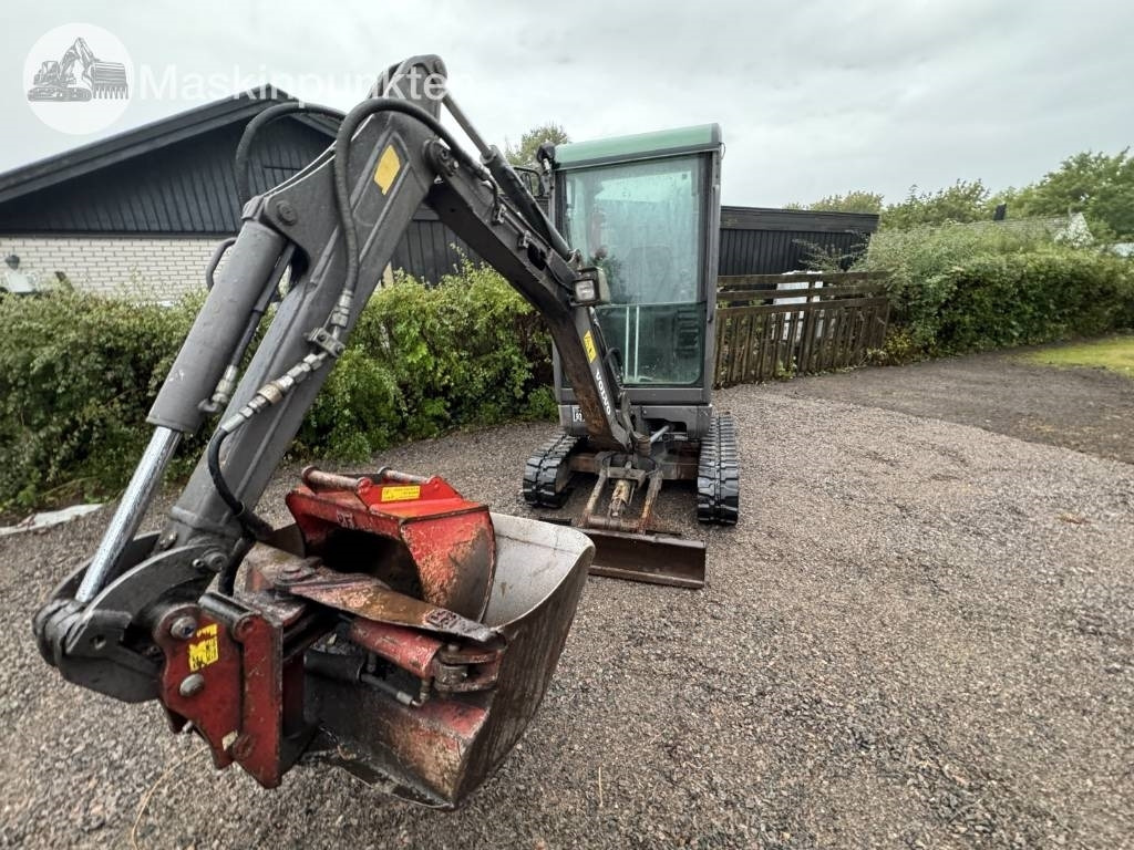 Volvo EC 18 C - Mini-ekskavators: foto 5 Volvo EC 18 C - Mini-ekskavators: foto 5