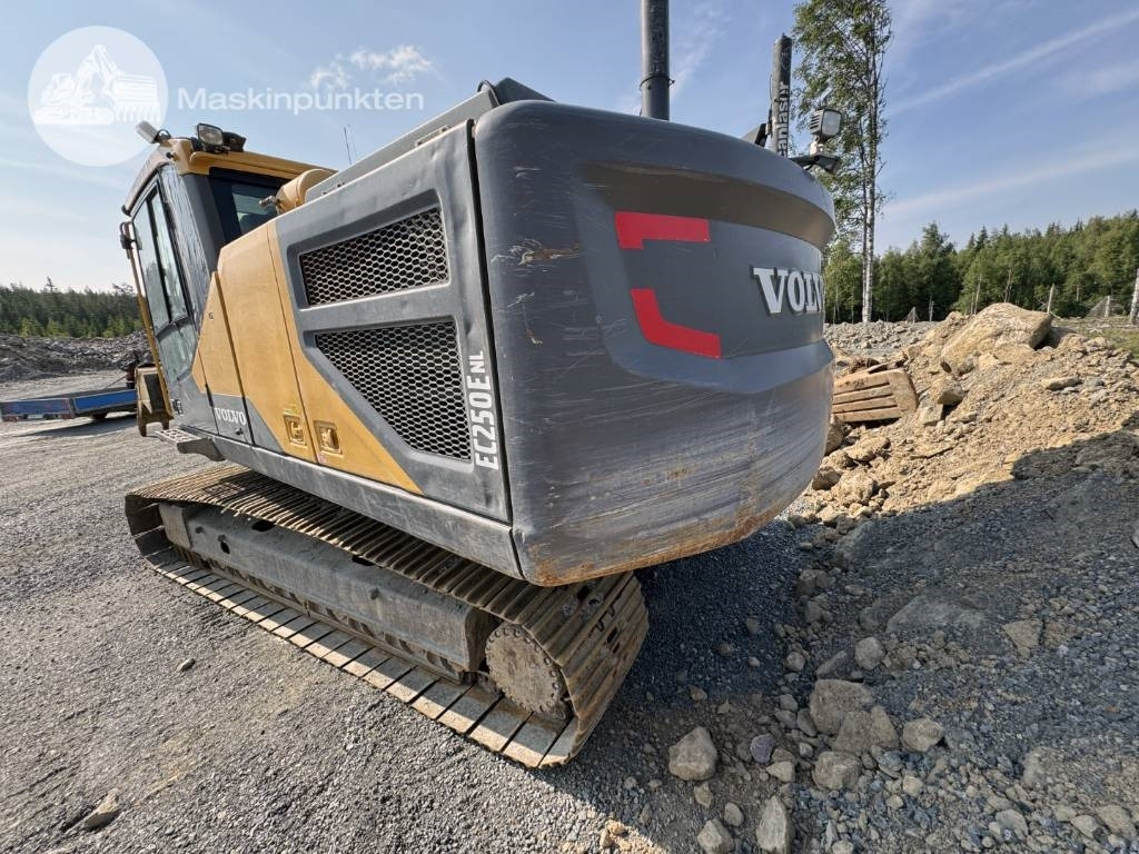 Volvo EC 250 E N L - Kāpurķēžu ekskavators: foto 3 Volvo EC 250 E N L - Kāpurķēžu ekskavators: foto 3
