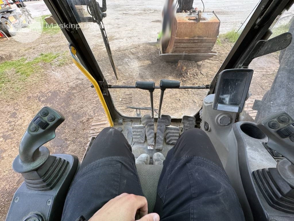 Volvo EC 290 C L  līzingu Volvo EC 290 C L: foto 48