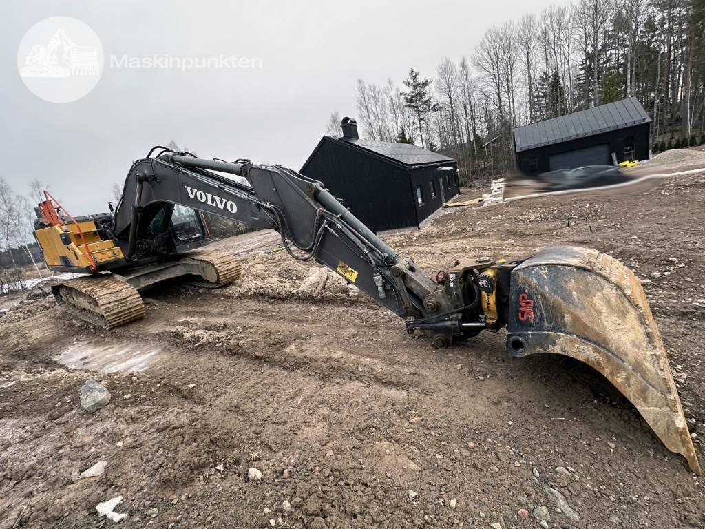Volvo EC 300 EL - Kāpurķēžu ekskavators: foto 4 Volvo EC 300 EL - Kāpurķēžu ekskavators: foto 4