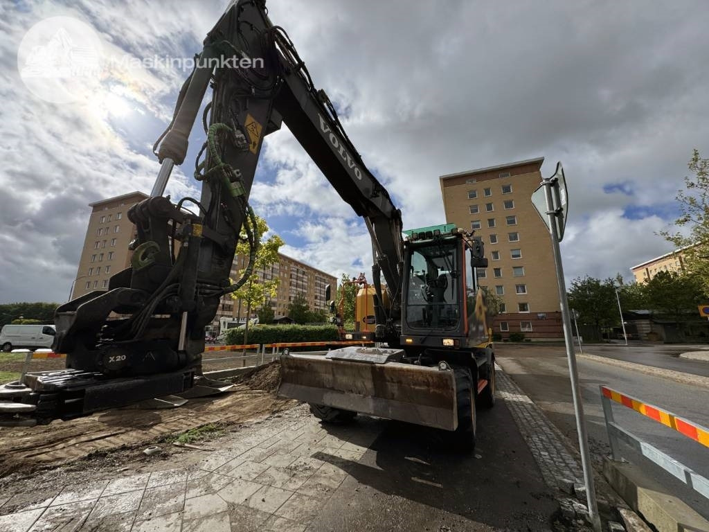 Volvo EWR 150 E - Riteņu ekskavators: foto 1 Volvo EWR 150 E - Riteņu ekskavators: foto 1