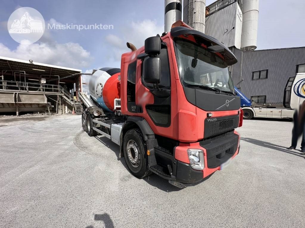 Volvo FE 320 - Betonvedējs: foto 5 Volvo FE 320 - Betonvedējs: foto 5