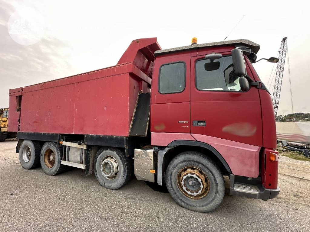 Volvo FH 16 660 Bergbil - Kravas automašīna pašizgāzējs: foto 3 Volvo FH 16 660 Bergbil - Kravas automašīna pašizgāzējs: foto 3