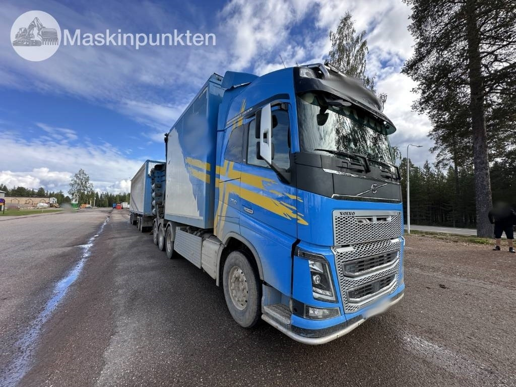 Volvo FH 16 750 - Bortu kravas automašīna/ Platforma, Kravas auto ar manipulatoru: foto 4 Volvo FH 16 750 - Bortu kravas automašīna/ Platforma, Kravas auto ar manipulatoru: foto 4