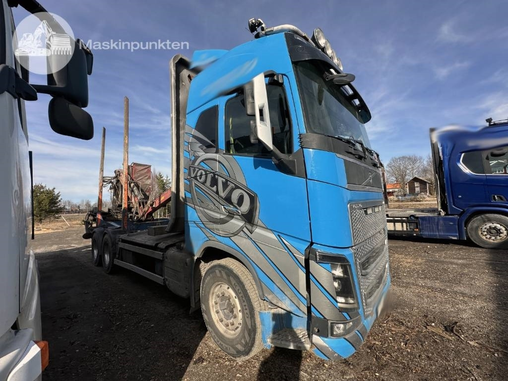 Volvo FH 16 750 - Kokvedējs: foto 3 Volvo FH 16 750 - Kokvedējs: foto 3