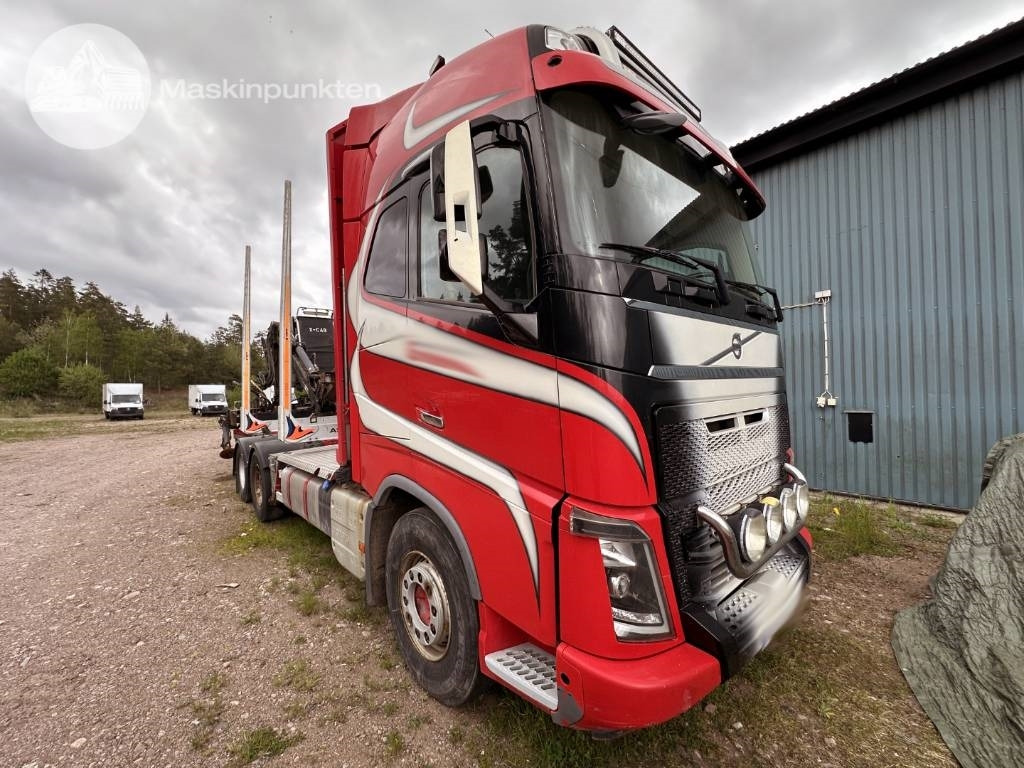 Volvo FH 16 750 - Kokvedējs: foto 1 Volvo FH 16 750 - Kokvedējs: foto 1