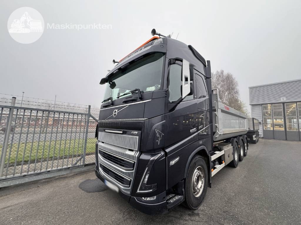 Volvo FH 16 750 - Kravas automašīna pašizgāzējs: foto 1 Volvo FH 16 750 - Kravas automašīna pašizgāzējs: foto 1