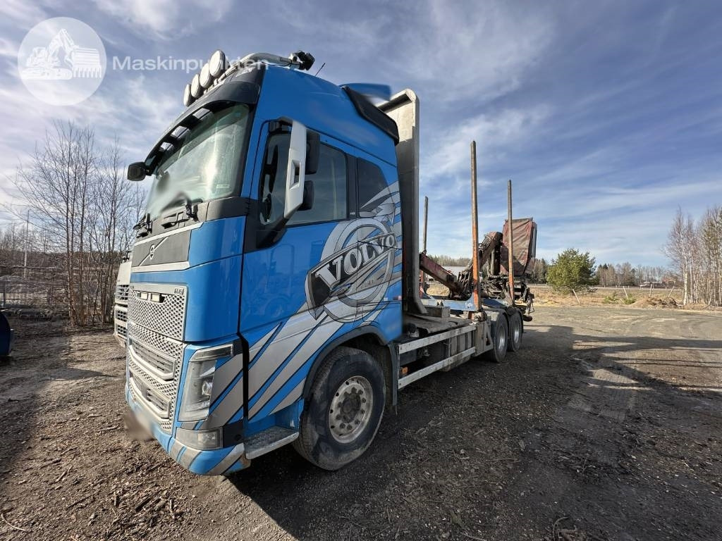 Volvo FH 16 750 - Kokvedējs: foto 1 Volvo FH 16 750 - Kokvedējs: foto 1
