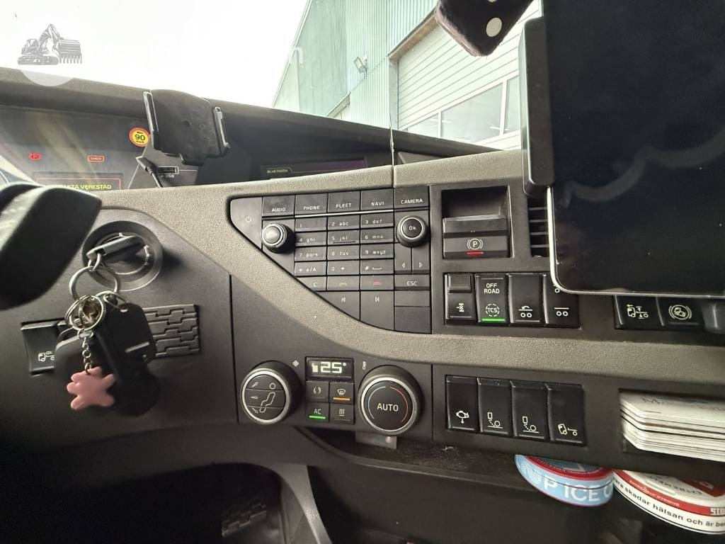Volvo FH 16  līzingu Volvo FH 16: foto 24