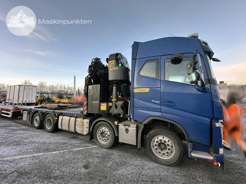 Volvo FH 540 - Kravas auto ar manipulatoru: foto 2 Volvo FH 540 - Kravas auto ar manipulatoru: foto 2