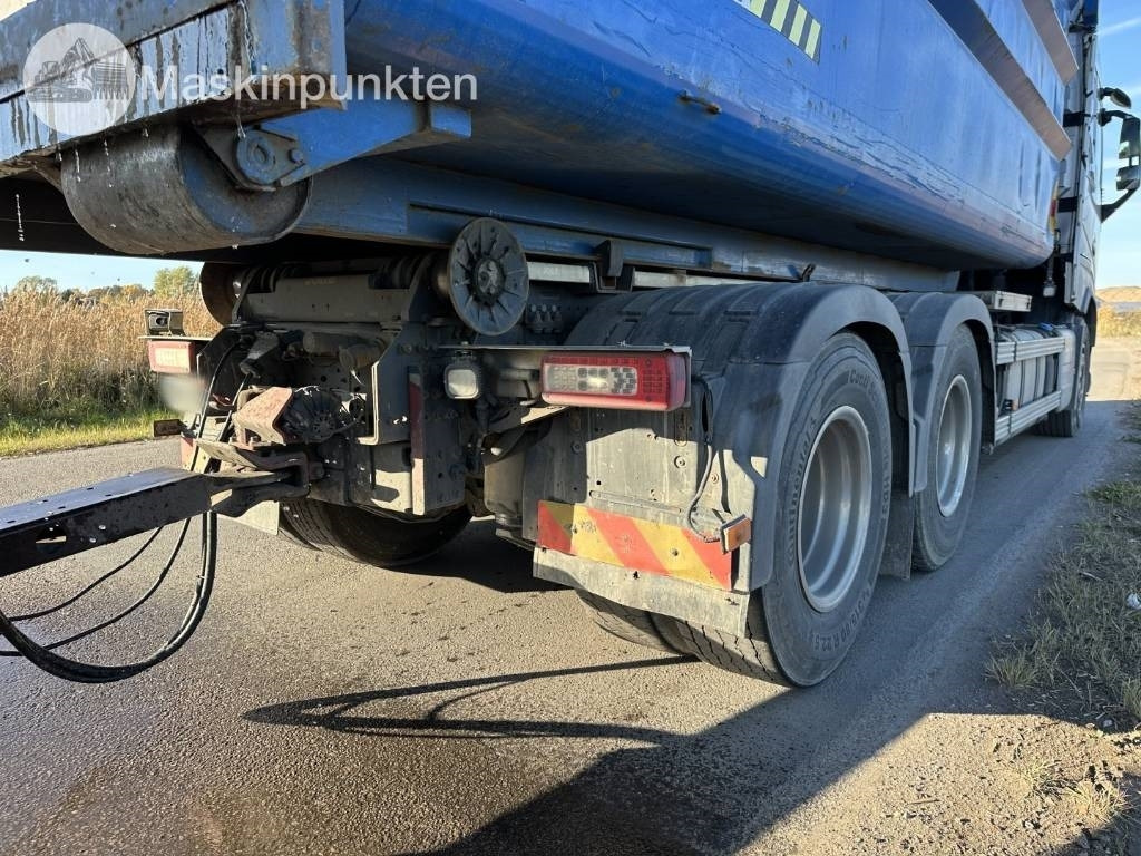 Volvo FH 6*2  - Pacēlājs ar āķi: foto 5 Volvo FH 6*2  - Pacēlājs ar āķi: foto 5