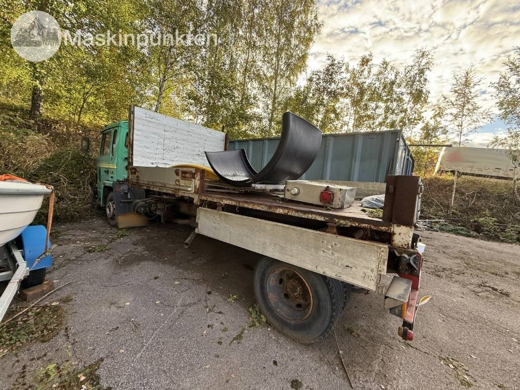 Volvo FL 611 - Kravas automašīna pašizgāzējs: foto 3 Volvo FL 611 - Kravas automašīna pašizgāzējs: foto 3