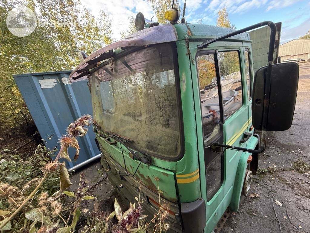 Volvo FL 611 - Kravas automašīna pašizgāzējs: foto 2 Volvo FL 611 - Kravas automašīna pašizgāzējs: foto 2