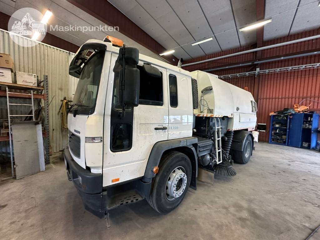 Volvo FL 618 - Atkritumu vedējs: foto 1 Volvo FL 618 - Atkritumu vedējs: foto 1