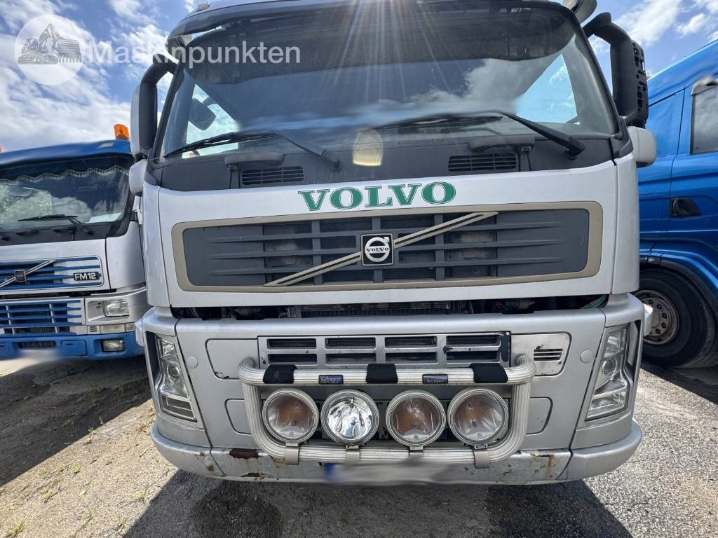 Volvo FM 440 CAMELEONT + BERFLAK + BETONGBLANDARE - Konteineru vedējs/ Kravas automašīna ar noņemamā virsbūve: foto 4 Volvo FM 440 CAMELEONT + BERFLAK + BETONGBLANDARE - Konteineru vedējs/ Kravas automašīna ar noņemamā virsbūve: foto 4