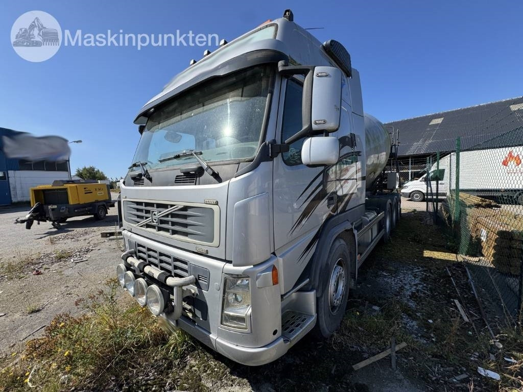 Volvo FM 440 - Betonvedējs: foto 1 Volvo FM 440 - Betonvedējs: foto 1