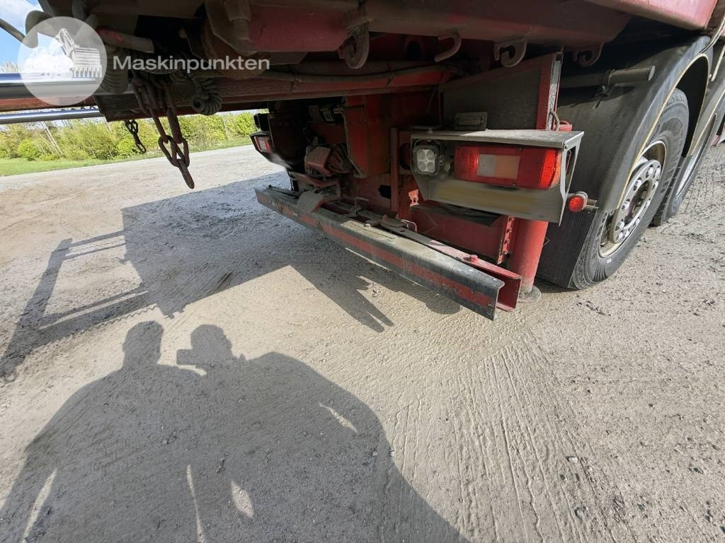 Kravas auto ar manipulatoru Volvo FM 460: foto 48