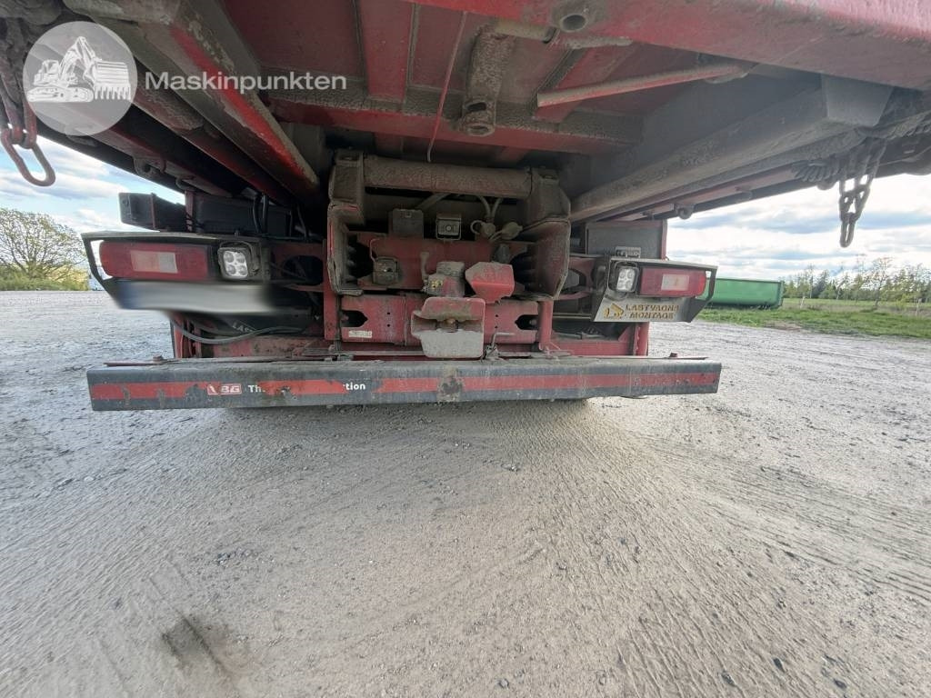 Kravas auto ar manipulatoru Volvo FM 460: foto 32