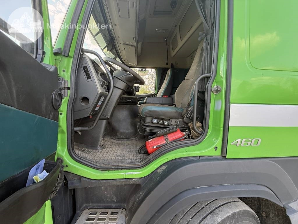 Kravas auto ar manipulatoru Volvo FM 460: foto 11