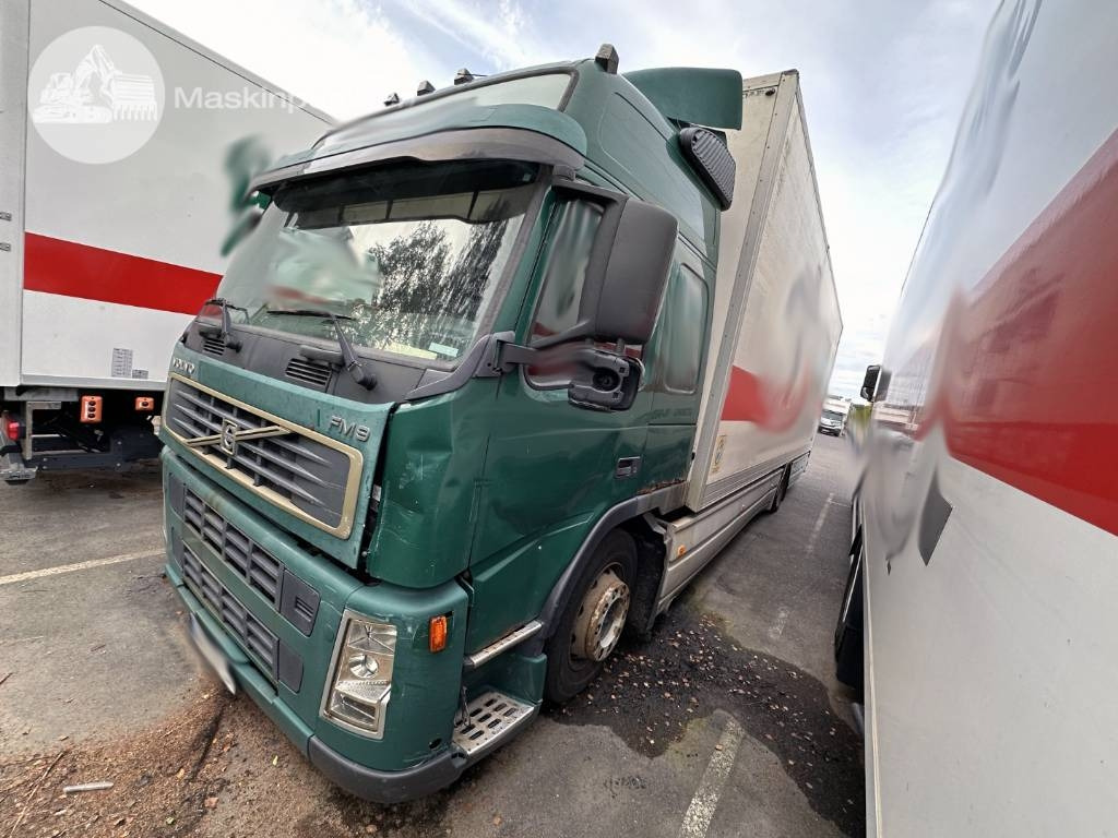 Volvo FM 9 300 - Kravas automašīna ar slēgto virsbūvi: foto 1 Volvo FM 9 300 - Kravas automašīna ar slēgto virsbūvi: foto 1