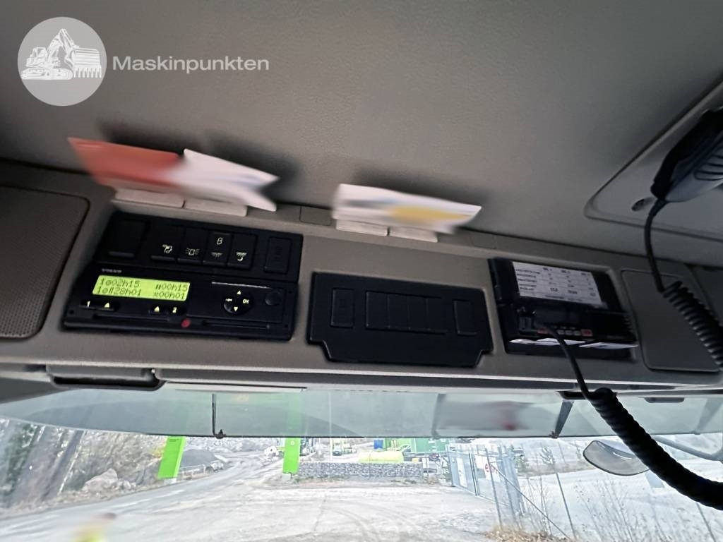 Kravas automašīna pašizgāzējs Volvo FMX 380: foto 32 Kravas automašīna pašizgāzējs Volvo FMX 380: foto 32