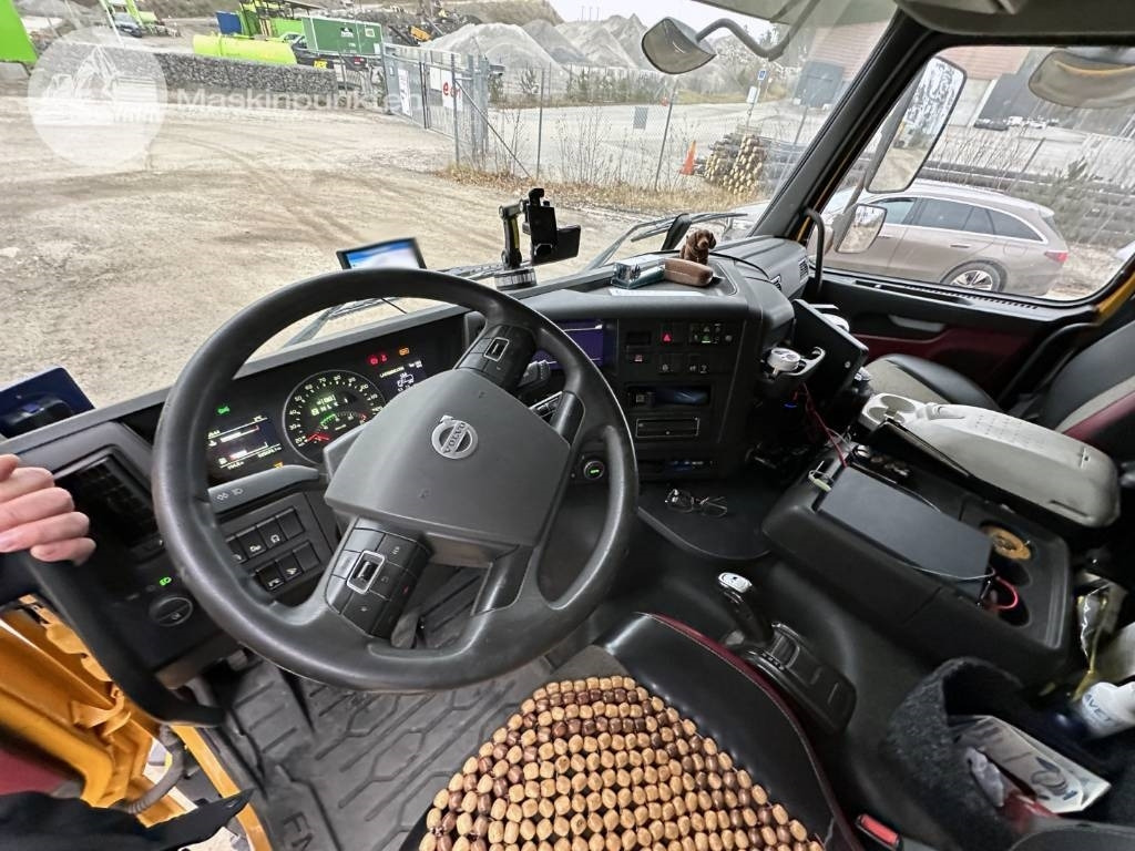 Kravas automašīna pašizgāzējs Volvo FMX 380: foto 22 Kravas automašīna pašizgāzējs Volvo FMX 380: foto 22