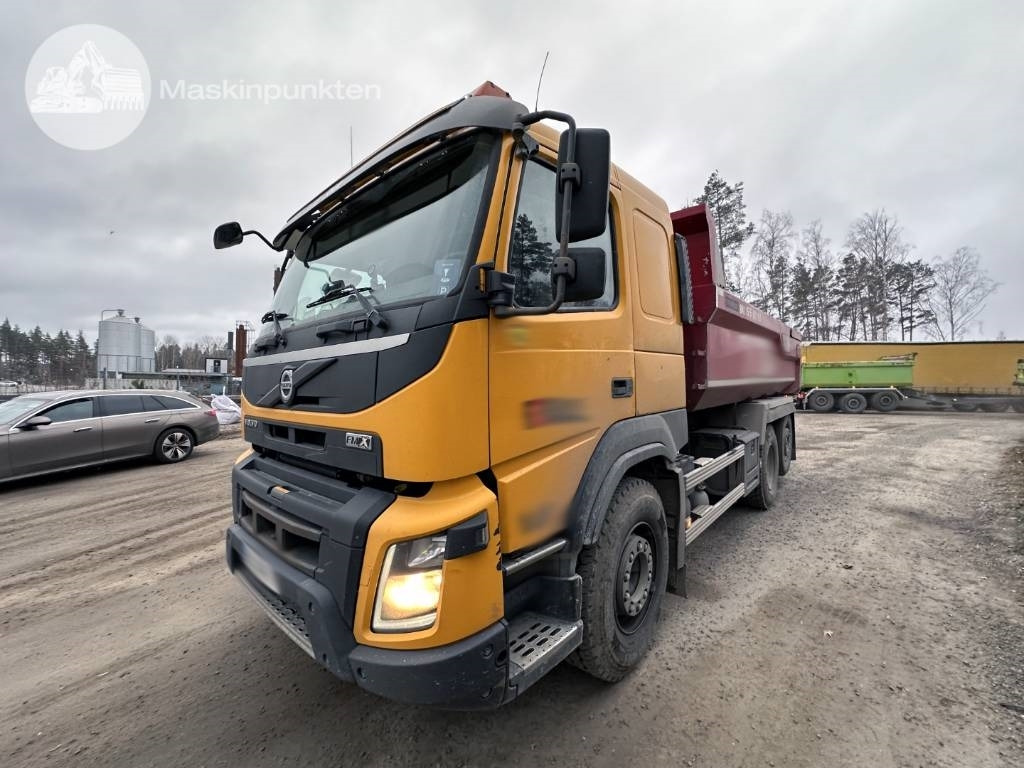 Volvo FMX 380 - Kravas automašīna pašizgāzējs: foto 4 Volvo FMX 380 - Kravas automašīna pašizgāzējs: foto 4
