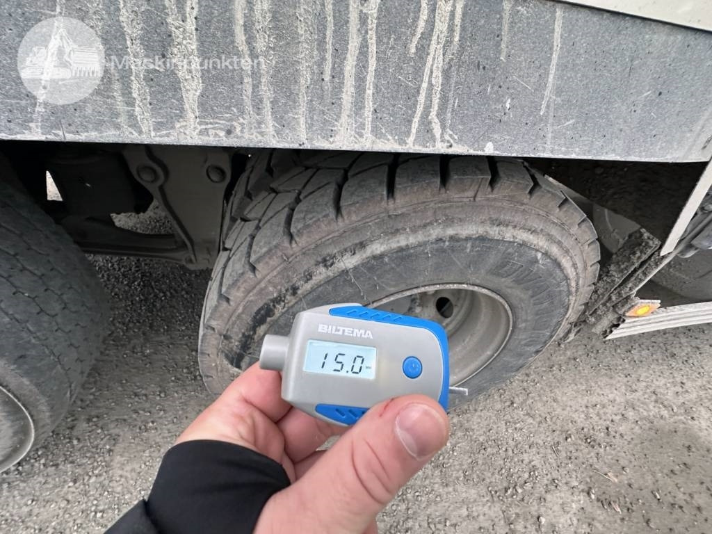 Kravas automašīna pašizgāzējs Volvo FMX 380: foto 43 Kravas automašīna pašizgāzējs Volvo FMX 380: foto 43