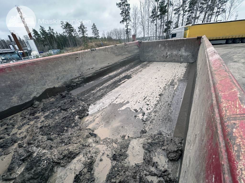 Kravas automašīna pašizgāzējs Volvo FMX 380: foto 50 Kravas automašīna pašizgāzējs Volvo FMX 380: foto 50