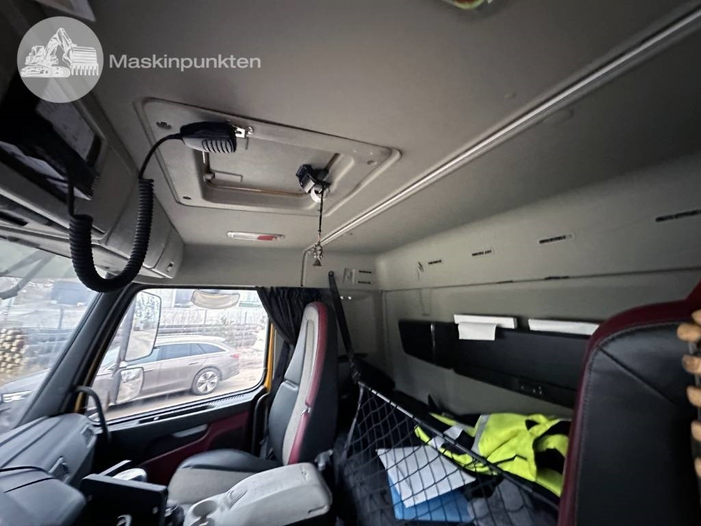 Kravas automašīna pašizgāzējs Volvo FMX 380: foto 20 Kravas automašīna pašizgāzējs Volvo FMX 380: foto 20