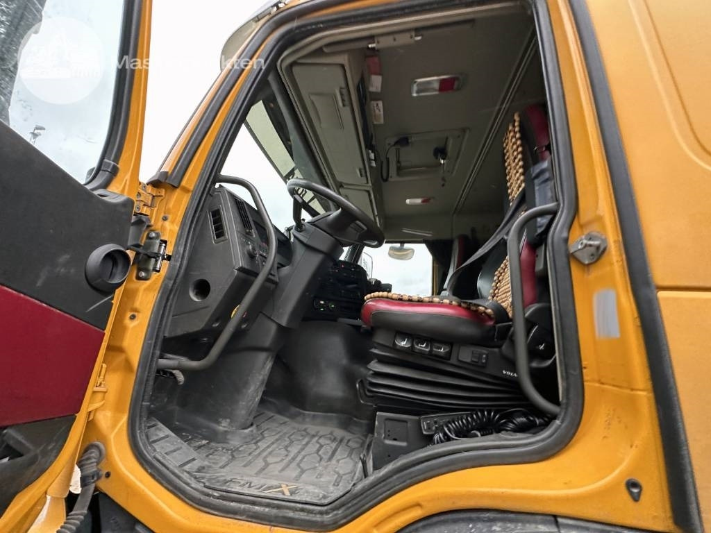 Kravas automašīna pašizgāzējs Volvo FMX 380: foto 14 Kravas automašīna pašizgāzējs Volvo FMX 380: foto 14