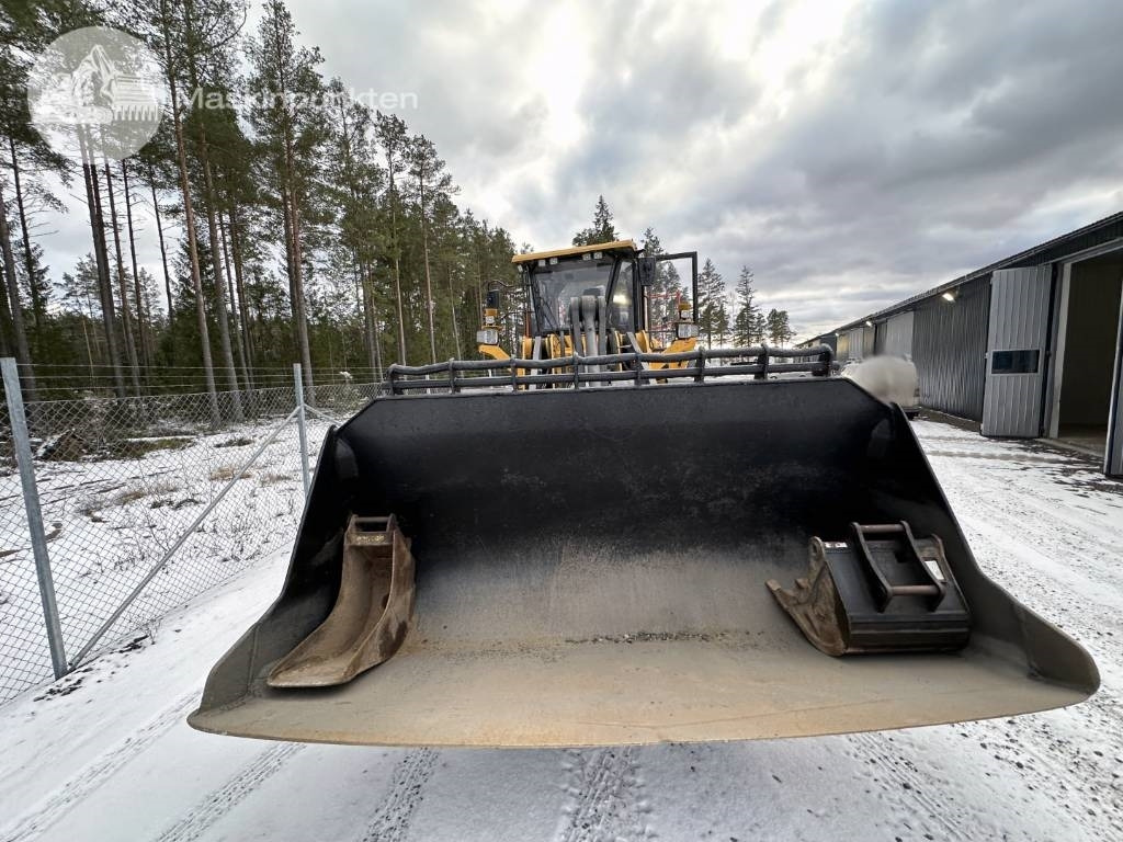 Volvo L 180 H - Riteņu iekrāvējs: foto 4 Volvo L 180 H - Riteņu iekrāvējs: foto 4