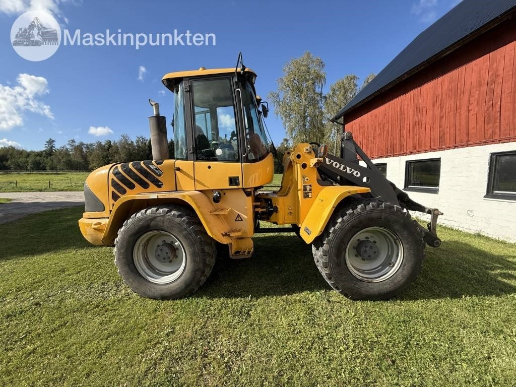 Volvo L 40 B  - Riteņu iekrāvējs: foto 4 Volvo L 40 B  - Riteņu iekrāvējs: foto 4