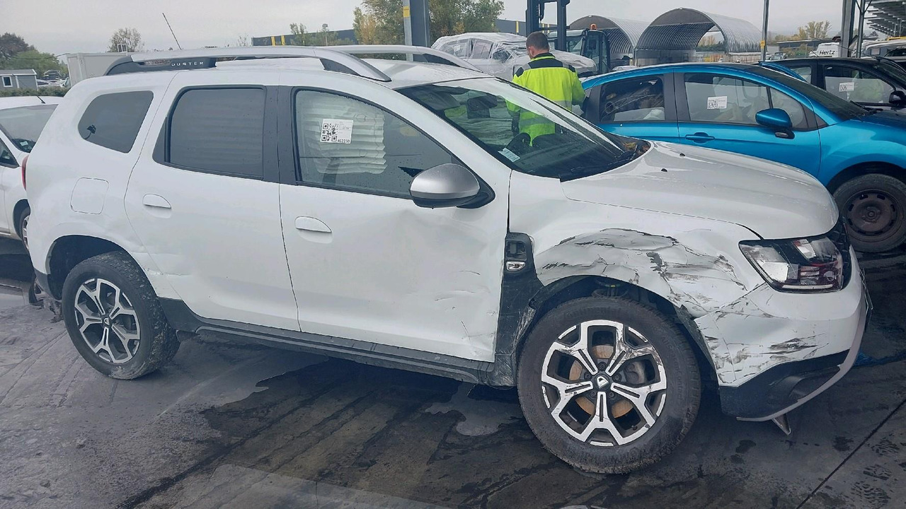 DACIA DUSTER II 1.5 BLUEDCI 115 - Vieglā automašīna: foto 3 DACIA DUSTER II 1.5 BLUEDCI 115 - Vieglā automašīna: foto 3