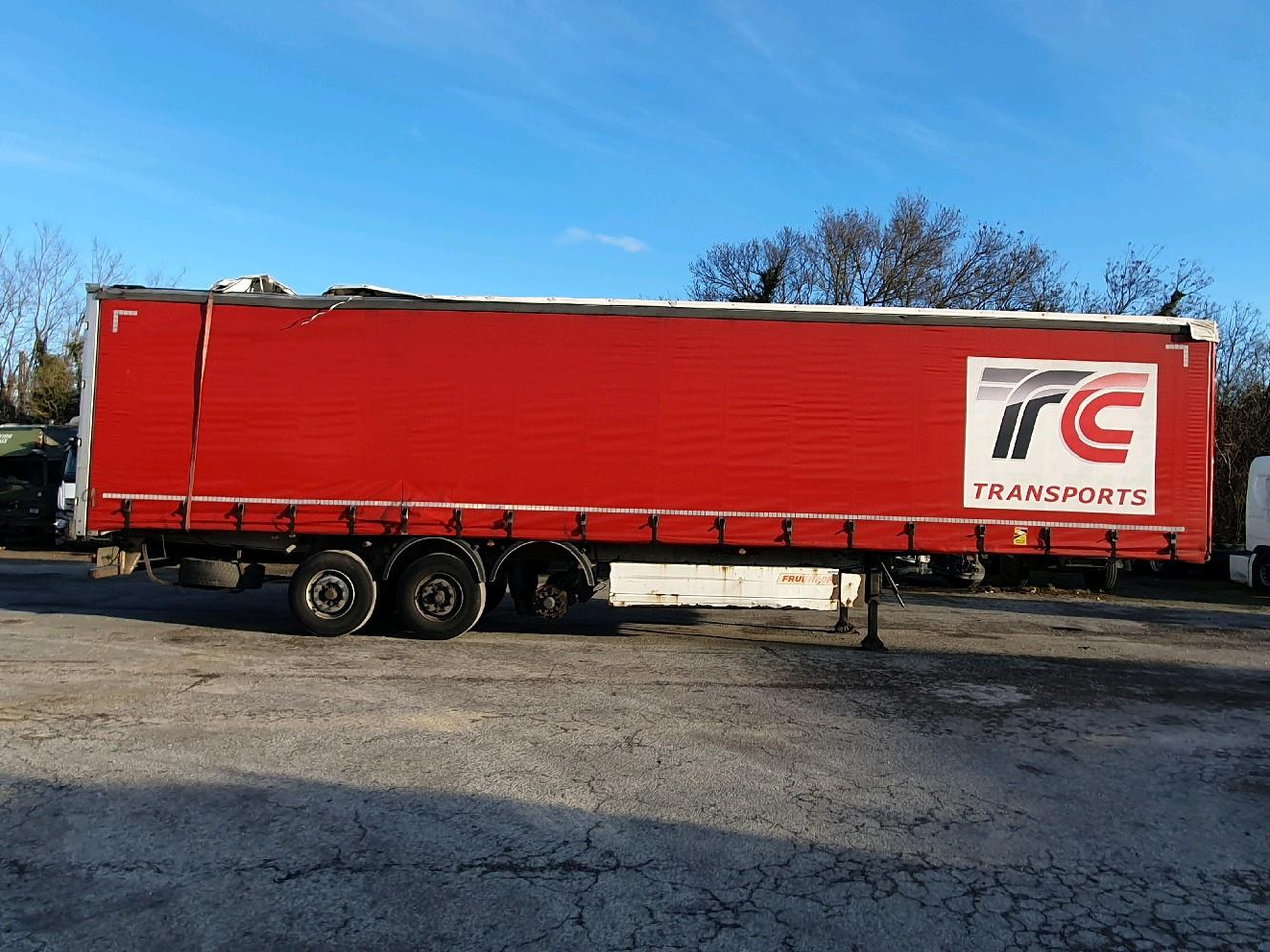 FRUEHAUF SEMI SAVOYARDE FST4FC - Tenta puspiekabe: foto 3 FRUEHAUF SEMI SAVOYARDE FST4FC - Tenta puspiekabe: foto 3