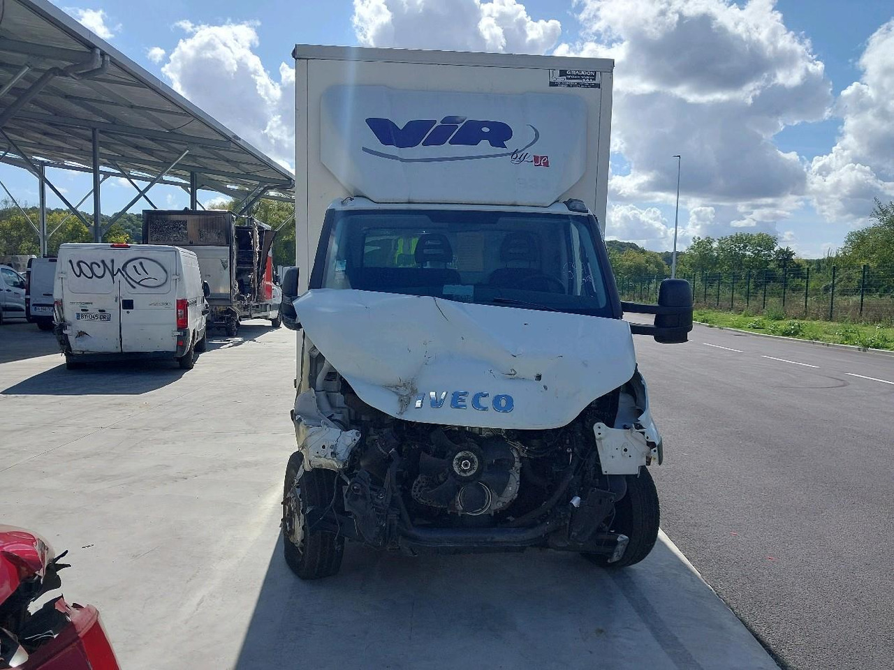 IVECO PORTEUR 65C14N - Furgons ar slēgtā virsbūve: foto 2 IVECO PORTEUR 65C14N - Furgons ar slēgtā virsbūve: foto 2