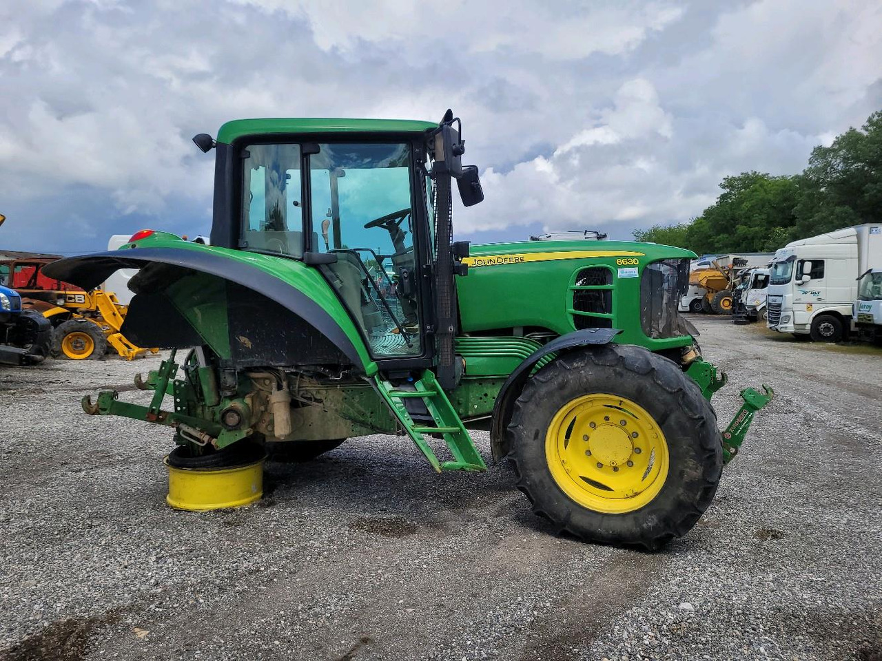 J.DEERE 6630 3.0 V6 Q - Traktors: foto 3 J.DEERE 6630 3.0 V6 Q - Traktors: foto 3