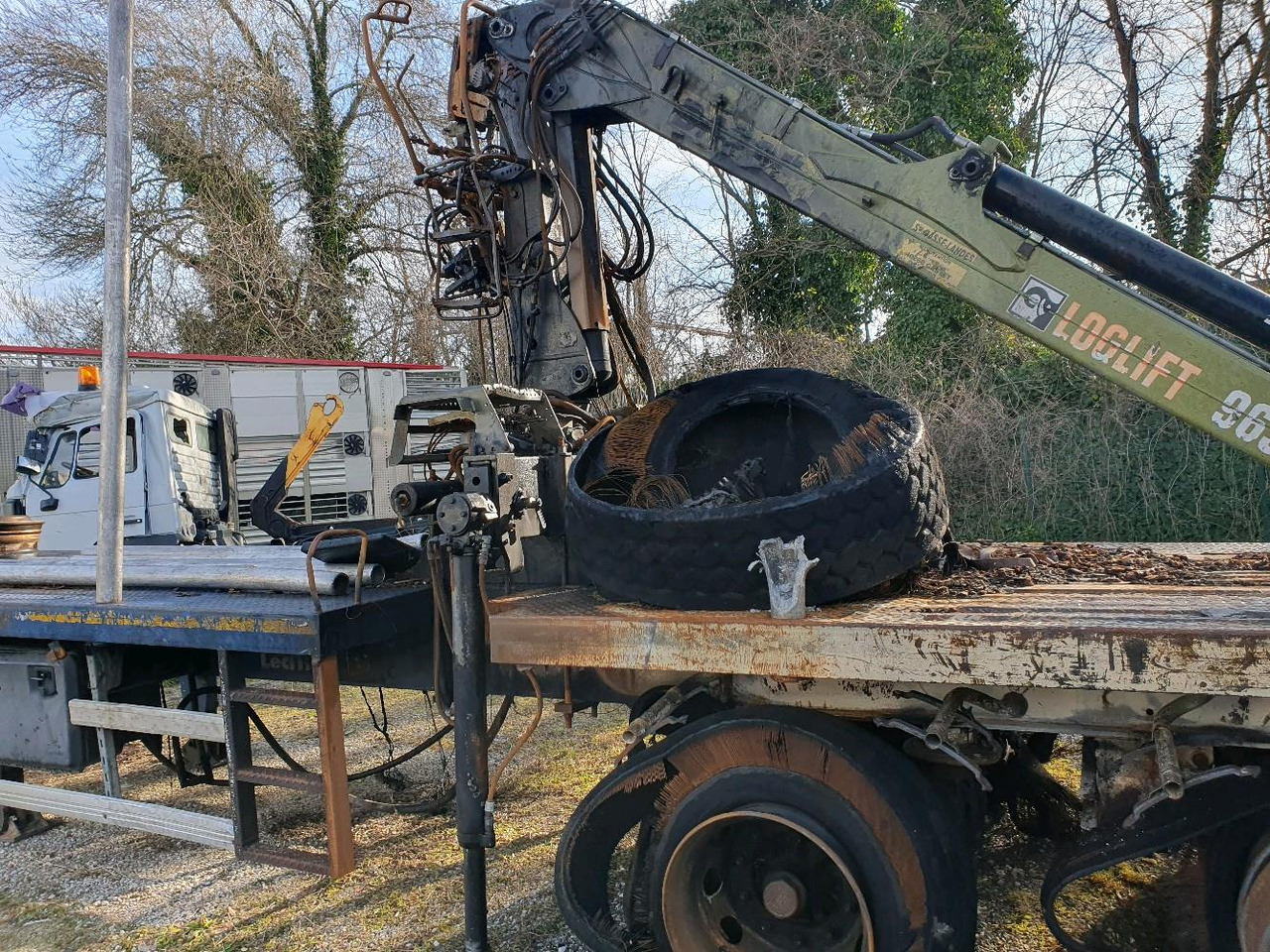 Puspiekabe LECITRAILE SEMI GRUE FORESTIERE: foto 13