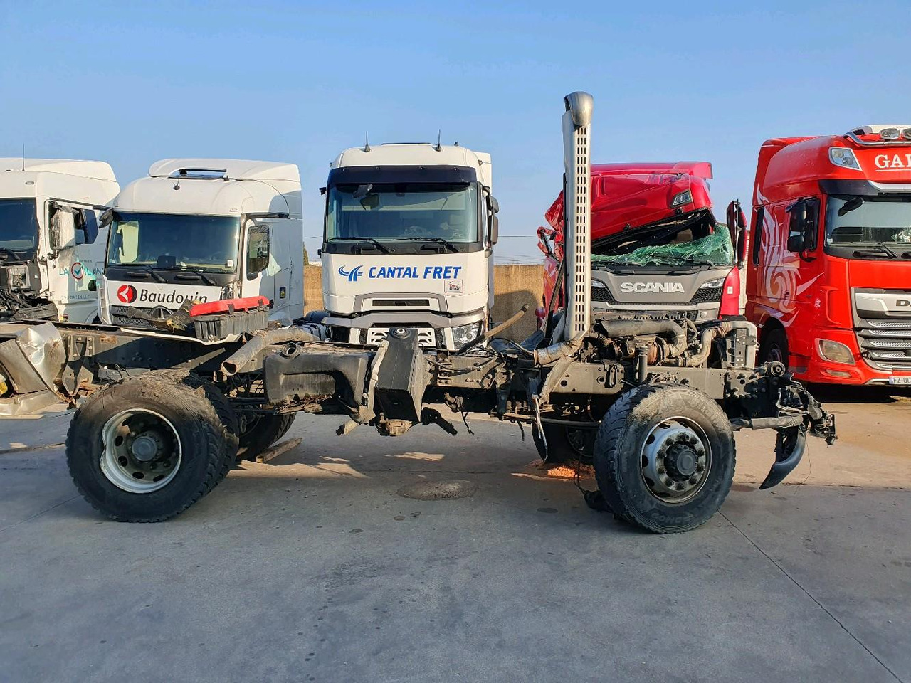 RENAULT D CITERNE HIGH KP 4X4 250 EUR6 - Rāmis/ Šasija - Kravas automašīna: foto 3 RENAULT D CITERNE HIGH KP 4X4 250 EUR6 - Rāmis/ Šasija - Kravas automašīna: foto 3