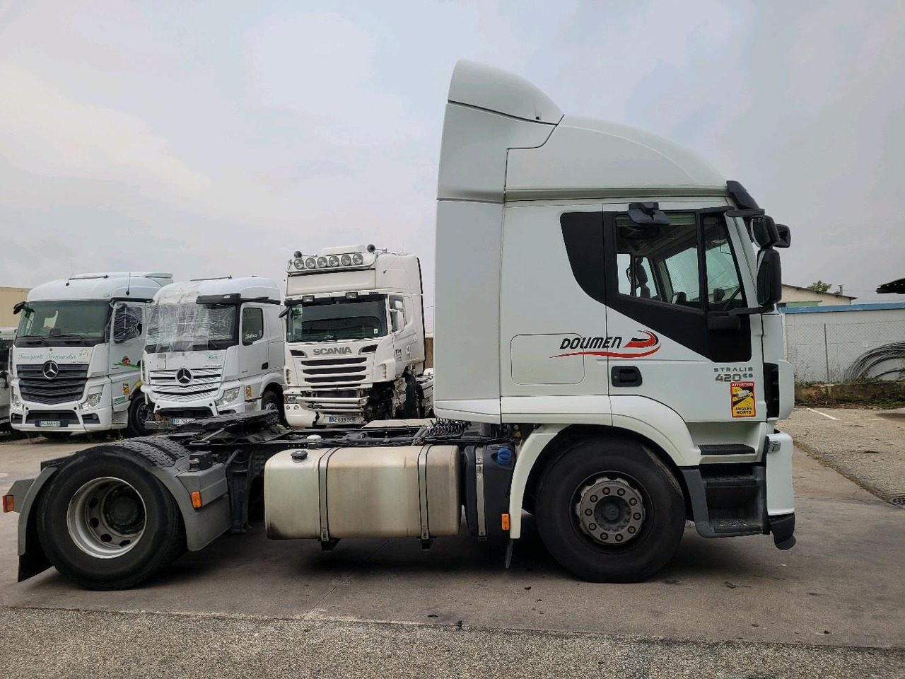 IVECO STRALIS 440S42 4X2 - Vilcējs: foto 3 IVECO STRALIS 440S42 4X2 - Vilcējs: foto 3