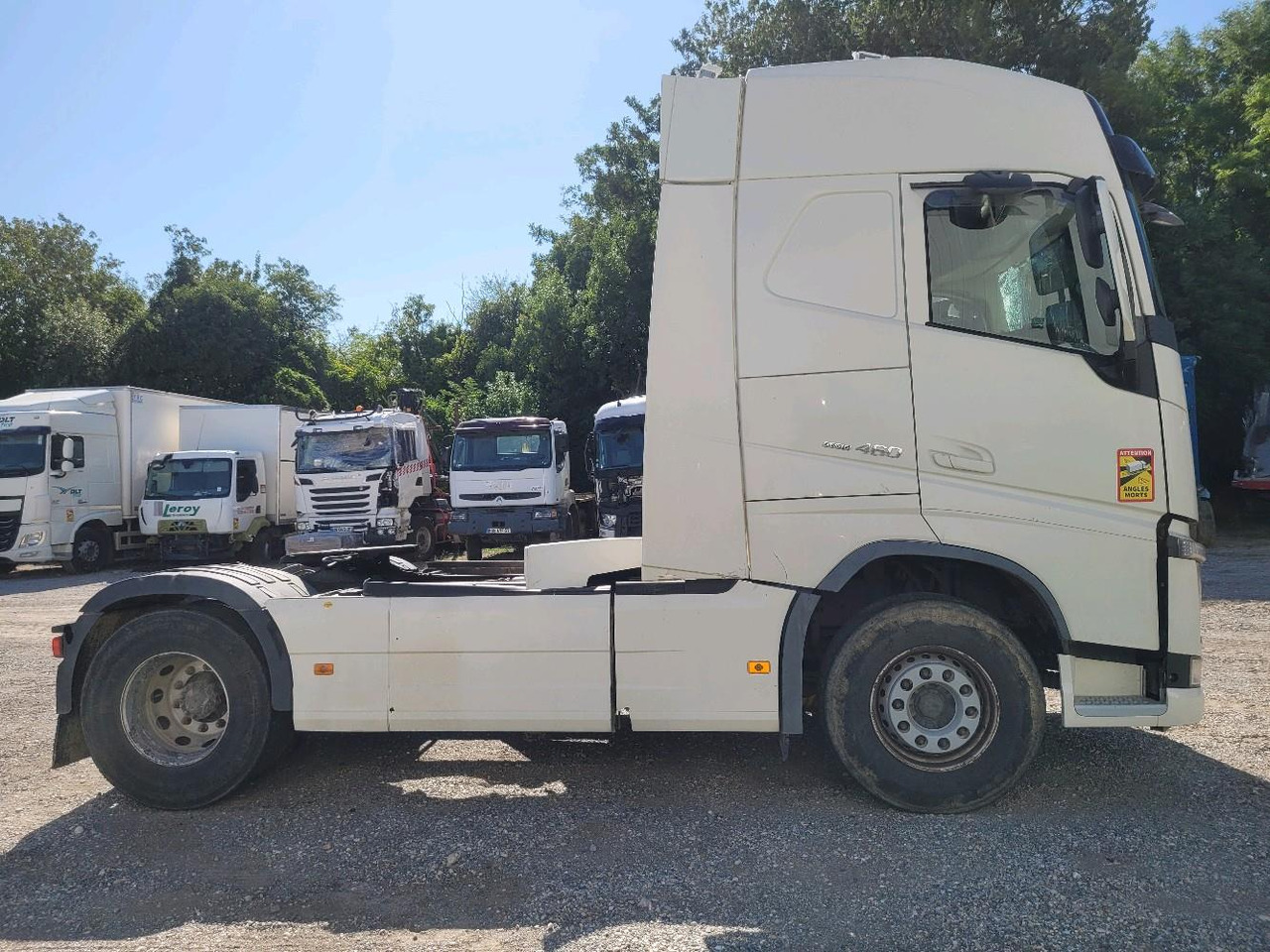 VOLVO FH 460 EURO6 4X2 - Vilcējs: foto 3 VOLVO FH 460 EURO6 4X2 - Vilcējs: foto 3