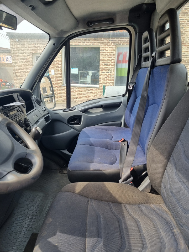 IVECO DAILY 35C18 - BE vilcējs: foto 5 IVECO DAILY 35C18 - BE vilcējs: foto 5