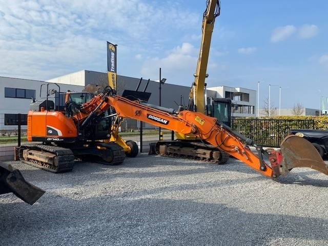 Doosan DX140 LCR-5 - Kāpurķēžu ekskavators: foto 4 Doosan DX140 LCR-5 - Kāpurķēžu ekskavators: foto 4
