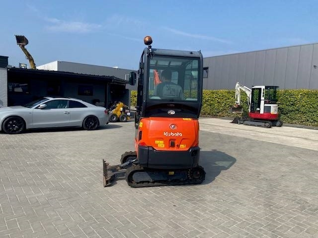 Kubota KX 016-4 - Mini-ekskavators: foto 2 Kubota KX 016-4 - Mini-ekskavators: foto 2