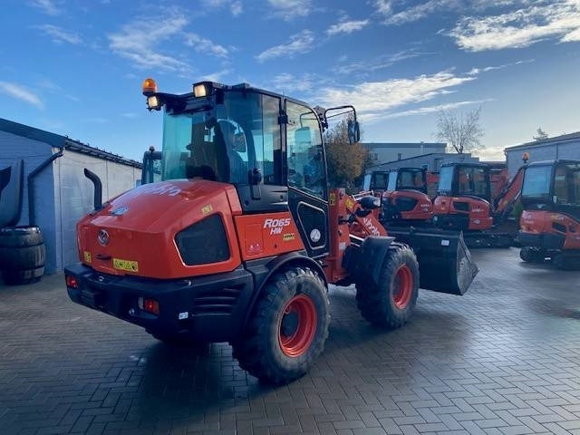 Kubota R 065 - Riteņu iekrāvējs: foto 4 Kubota R 065 - Riteņu iekrāvējs: foto 4