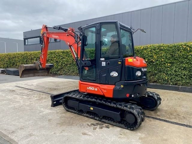 Kubota U 50-5 - Mini-ekskavators: foto 1 Kubota U 50-5 - Mini-ekskavators: foto 1